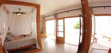 Boutique-Hotel Casa Evora - Maio - Suite Cesaria - Schlafzimmer mit Himmelbett