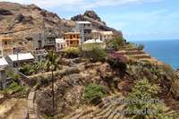 Das malerische Bergdorf Fontainhas ist von Ponta do Sol ca. 3 Kilometer entfernt. Ein lohnender Ausflug zu Fuß.