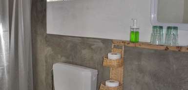 Santo Antão: Hotel Casa Maracujá - Waschbecken und WC